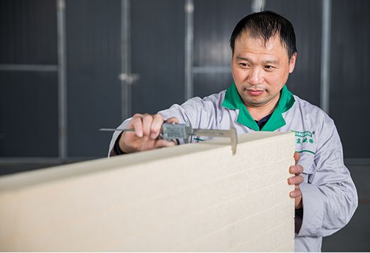 Our-workers-is-checking-finished-XPS-foam-boards